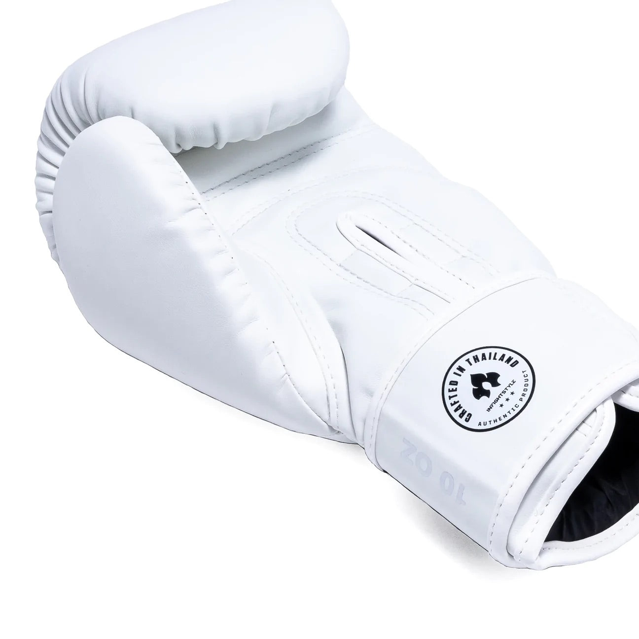 Lightweight boxing gloves online